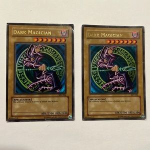(LOT OF 2 CARDS) Dark Magician SDY-006 Lightly Played Ultra Rare Holo Unlimited